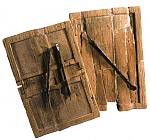 tablettes d-ecriture en bois et stylets en fer - Saintes.jpg